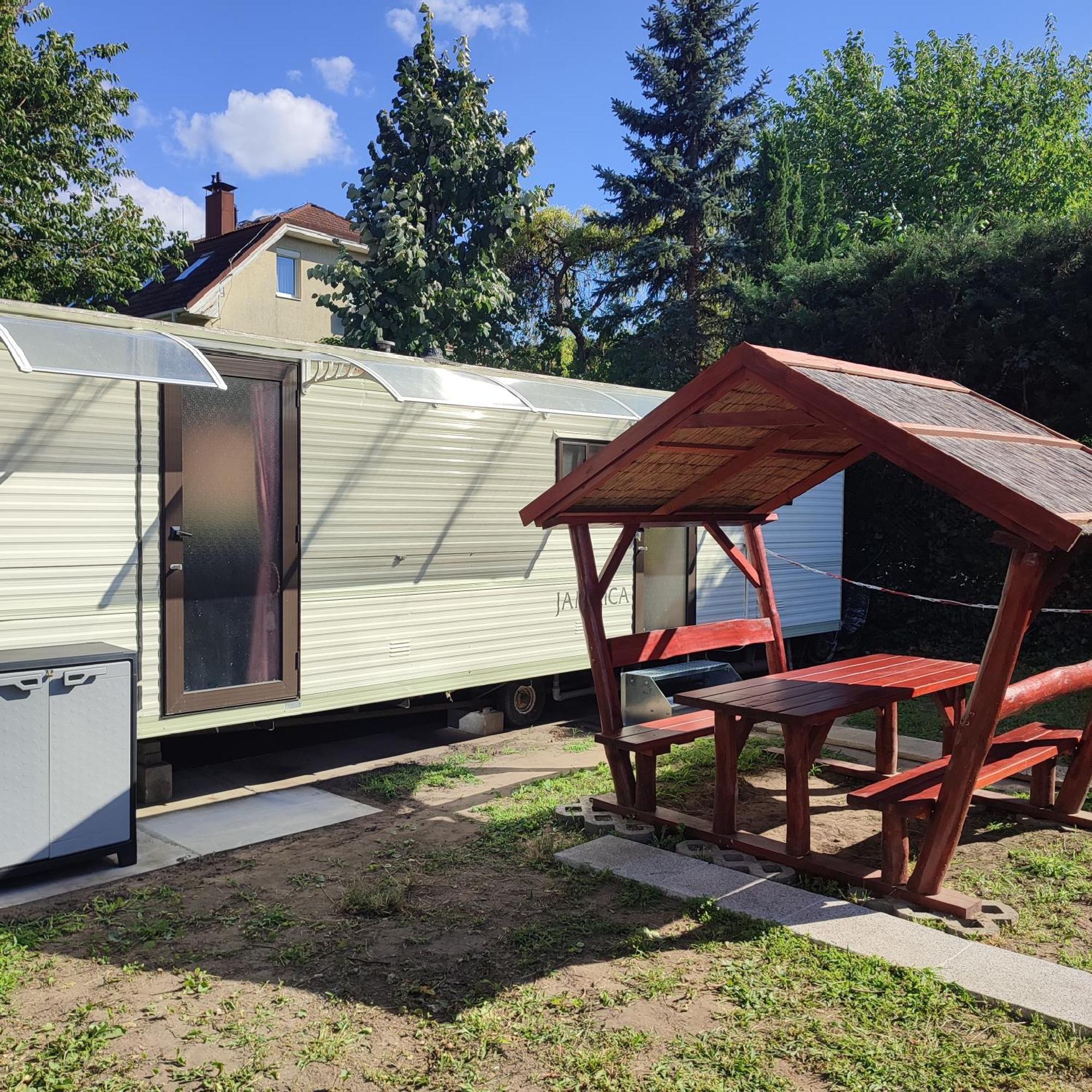 Casa vacanze Rakos-patak Mobile Garden & Free Parking *